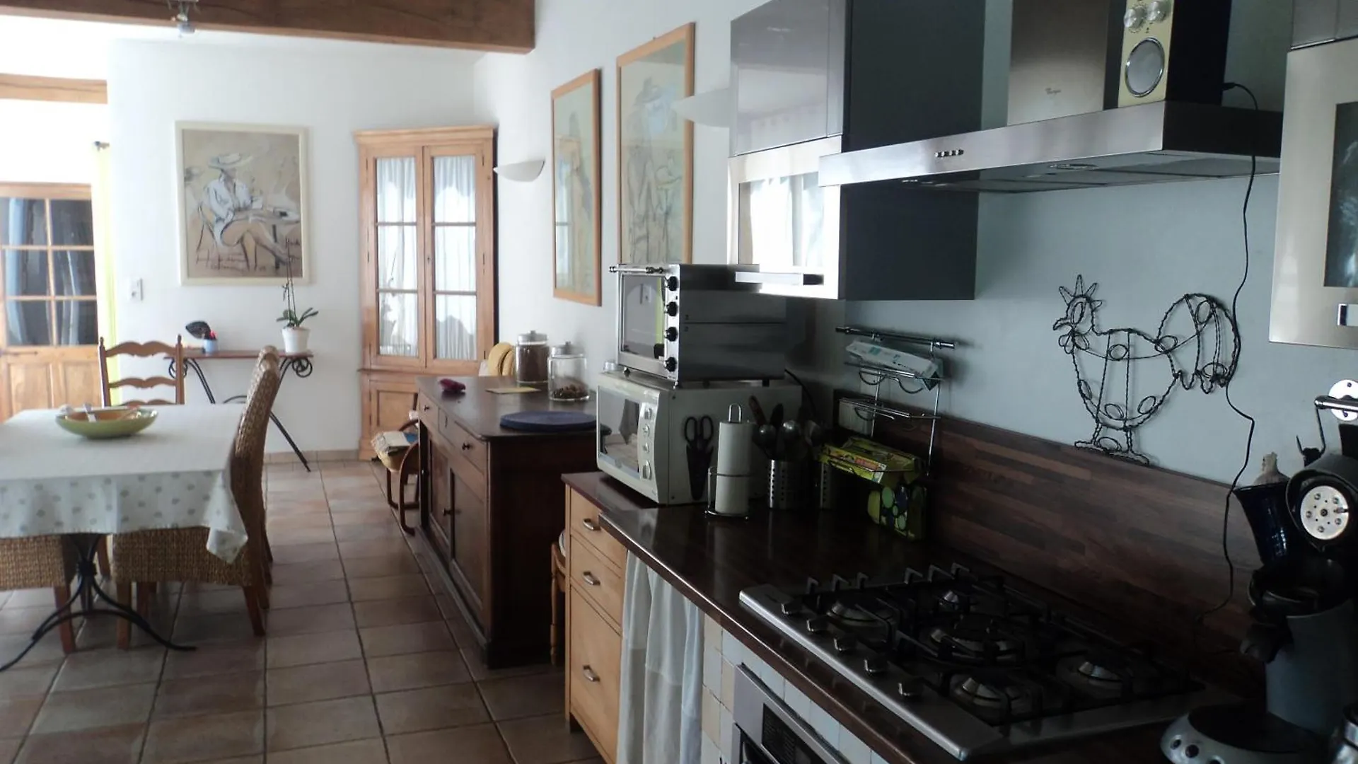 Provencal Holiday Home With Garden And Swimming Pool Cheval-Blanc